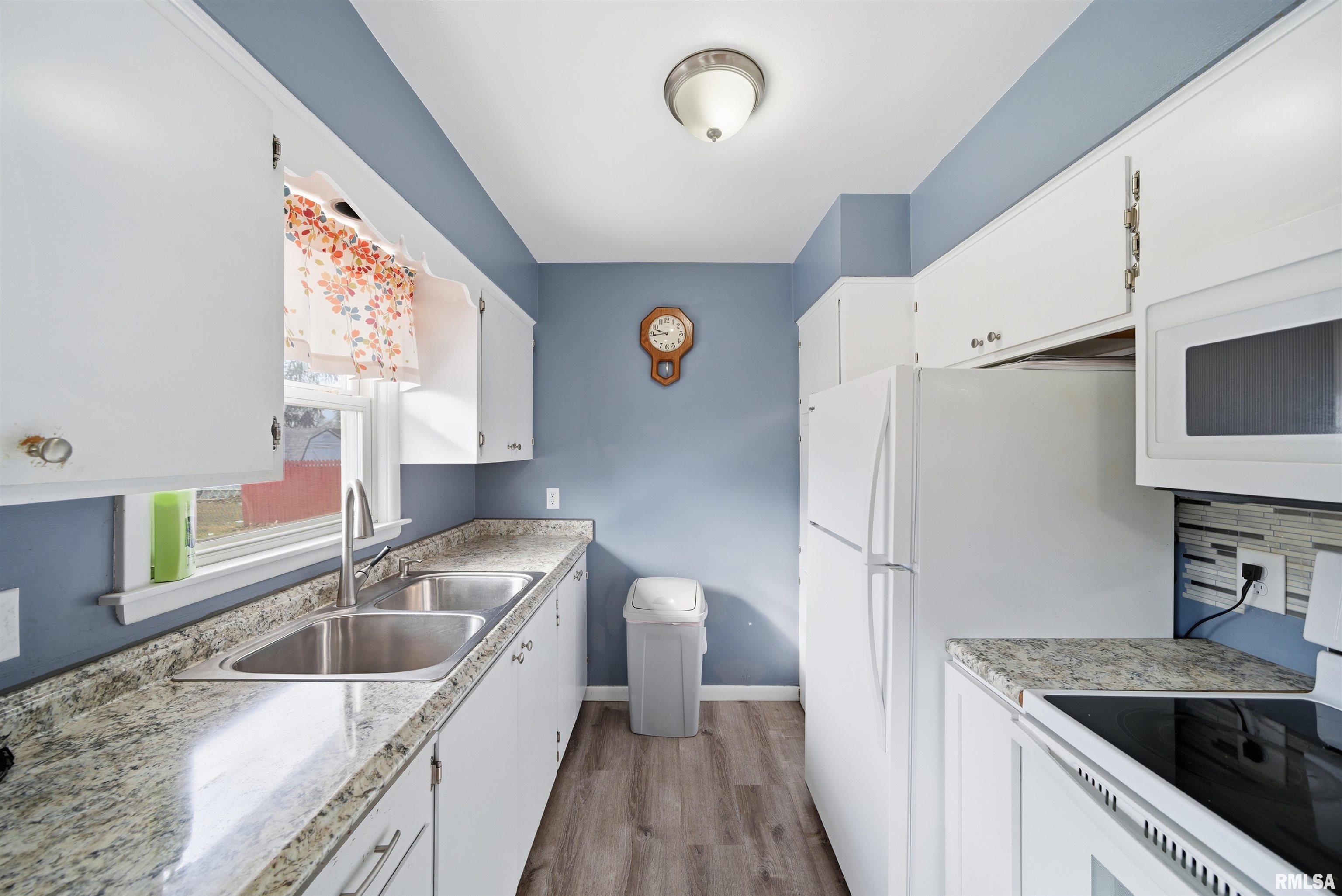 916 West Walnut Street Chillicothe, IL 61523 - Photo 10 of 28