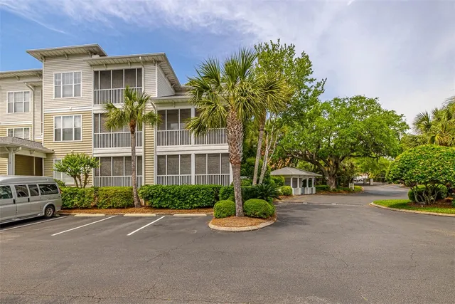 $2,200 | 1704 Frederica Road, Unit 137, St. Simons Island, GA 31522