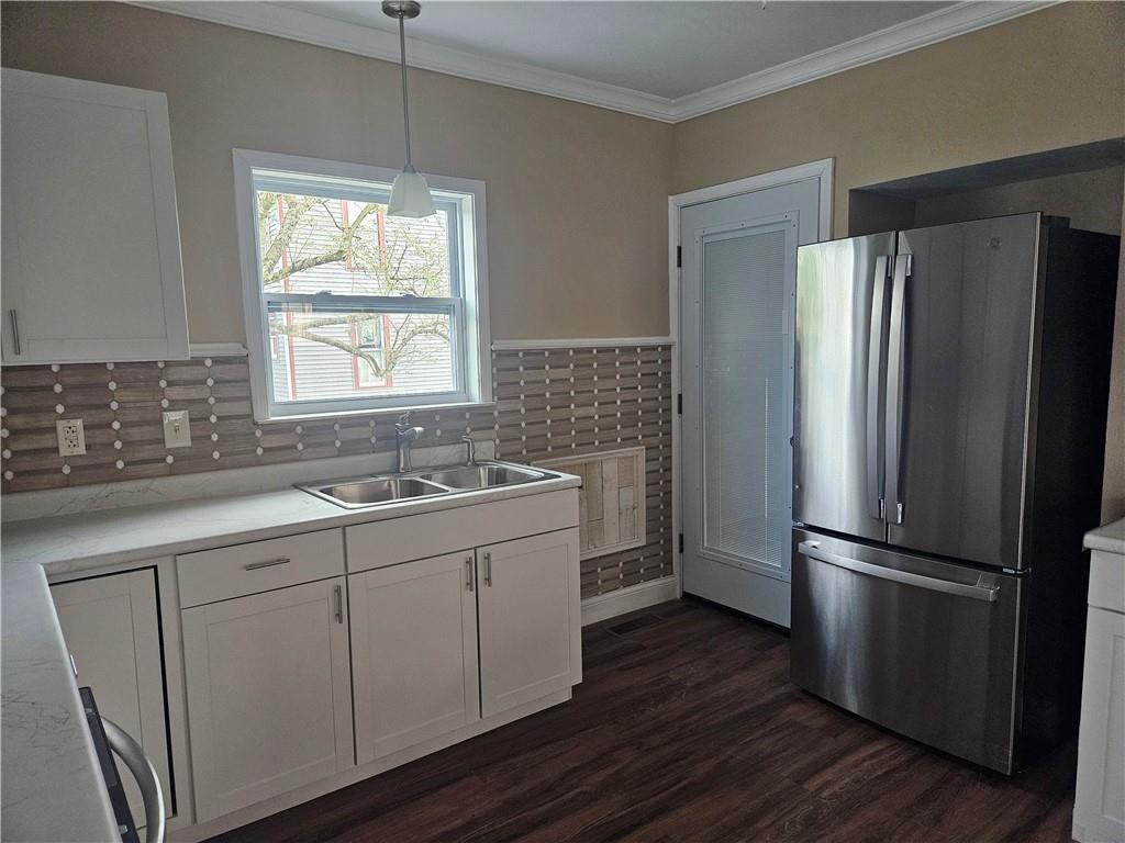 330 West Venango Street Mercer, PA 16137 - Photo 11 of 26