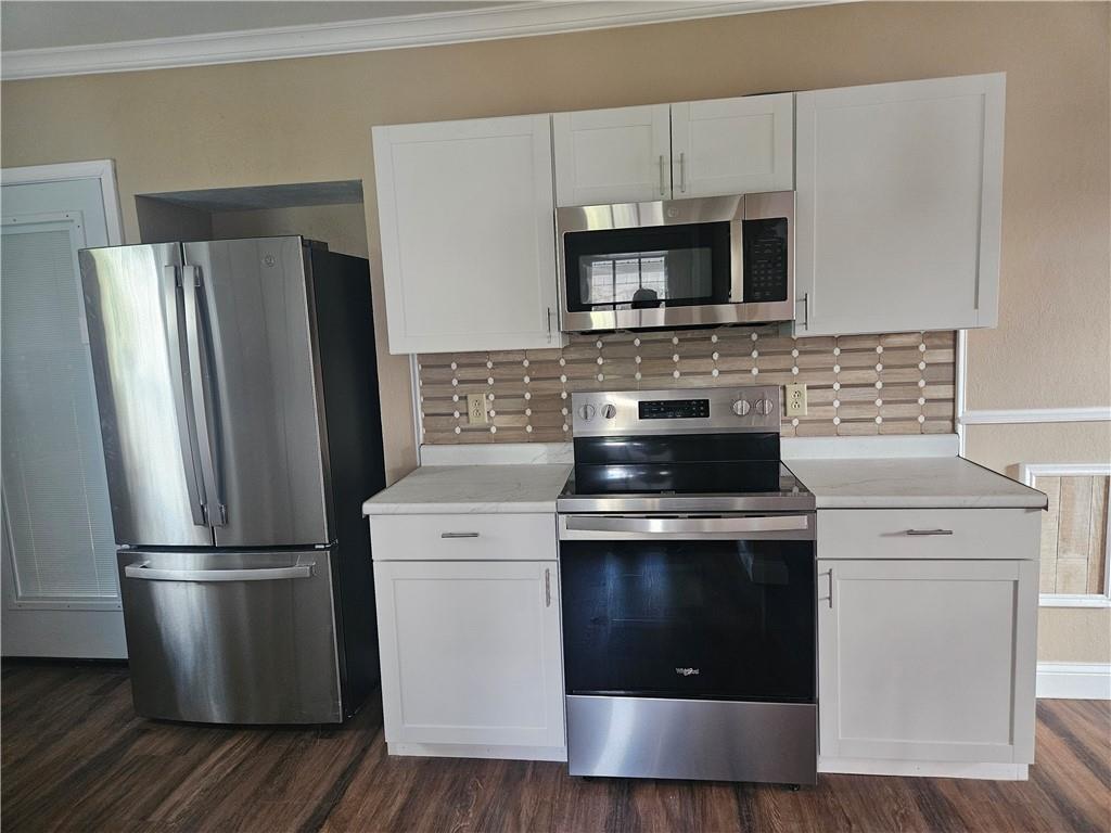 330 West Venango Street Mercer, PA 16137 - Photo 9 of 26