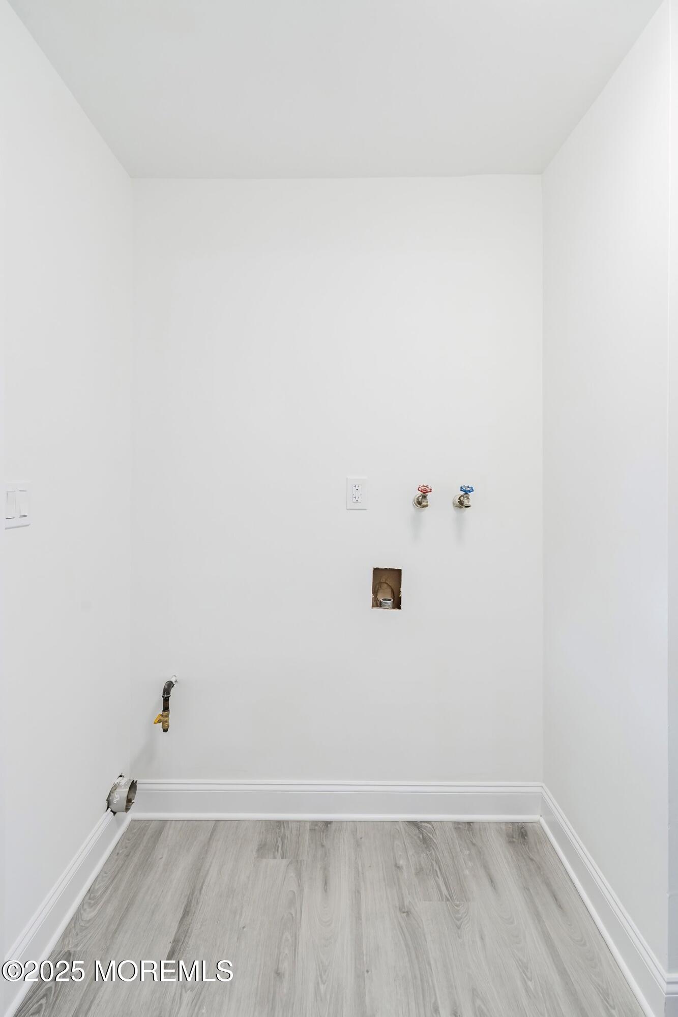 77 Mallard Road Bayville, NJ 08721 - Photo 16 of 23 18-Laundry