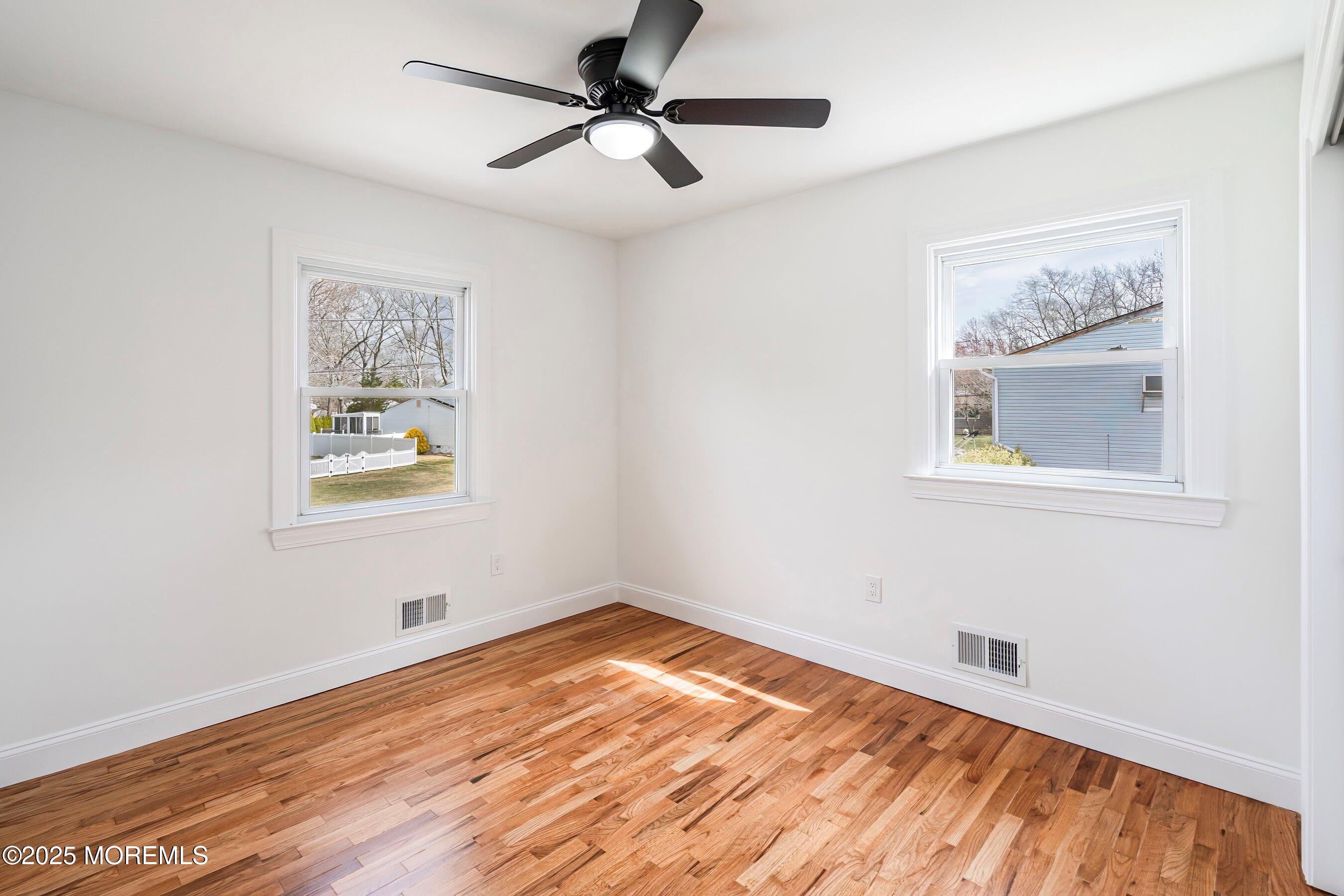 77 Mallard Road Bayville, NJ 08721 - Photo 10 of 23 12-Bed 2