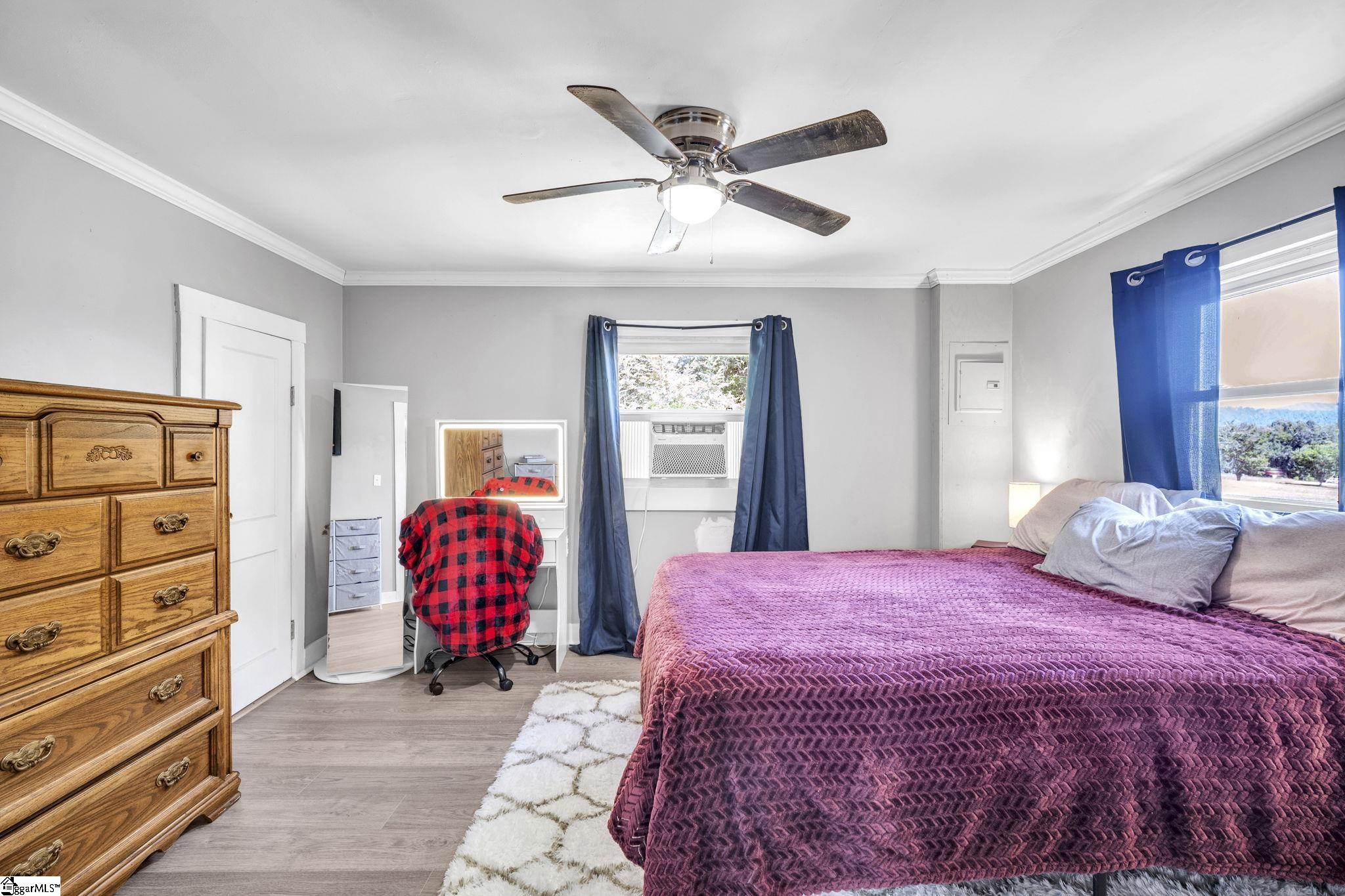 305 Belue Mill Road Landrum, SC 29356 - Photo 4 of 39