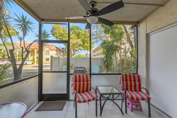 $1,900 | 138 South Cypress Road, Unit 214, Pompano Beach, FL 33060