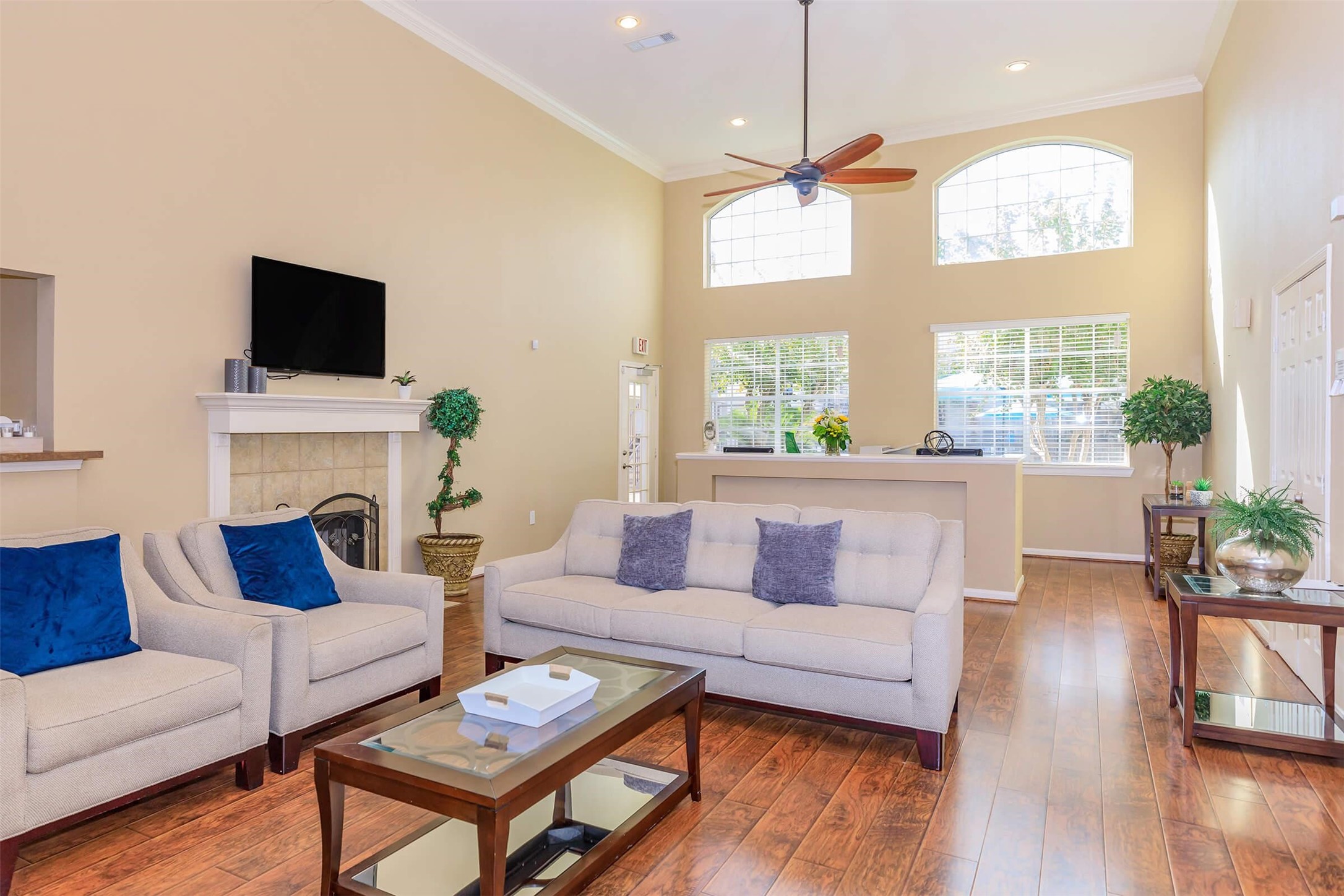 6041 Winsome Lane, Unit 106 Houston, TX 77057 - Photo 15 of 18 a living room with fireplace furniture and a flat screen tv
