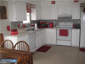 10 Brookshire Road Sicklerville, NJ 08081 - Photo 4 of 12 Kitchen