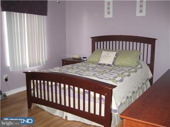 10 Brookshire Road Sicklerville, NJ 08081 - Photo 8 of 12 Bedroom - Main