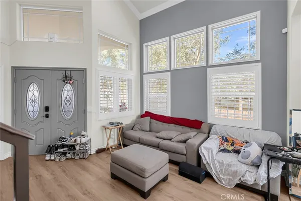 $999,999 | 6800 Arlington Avenue, Riverside, CA 92504