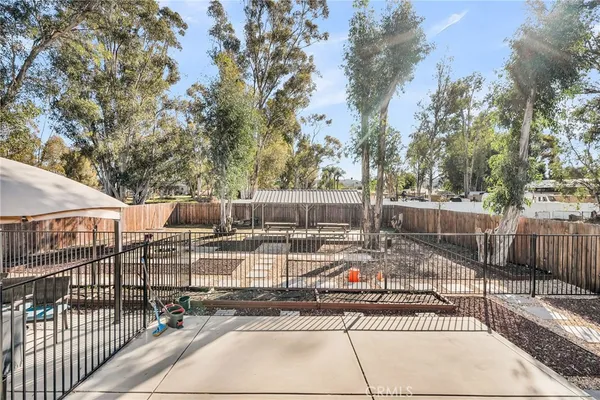 $999,999 | 6800 Arlington Avenue, Riverside, CA 92504