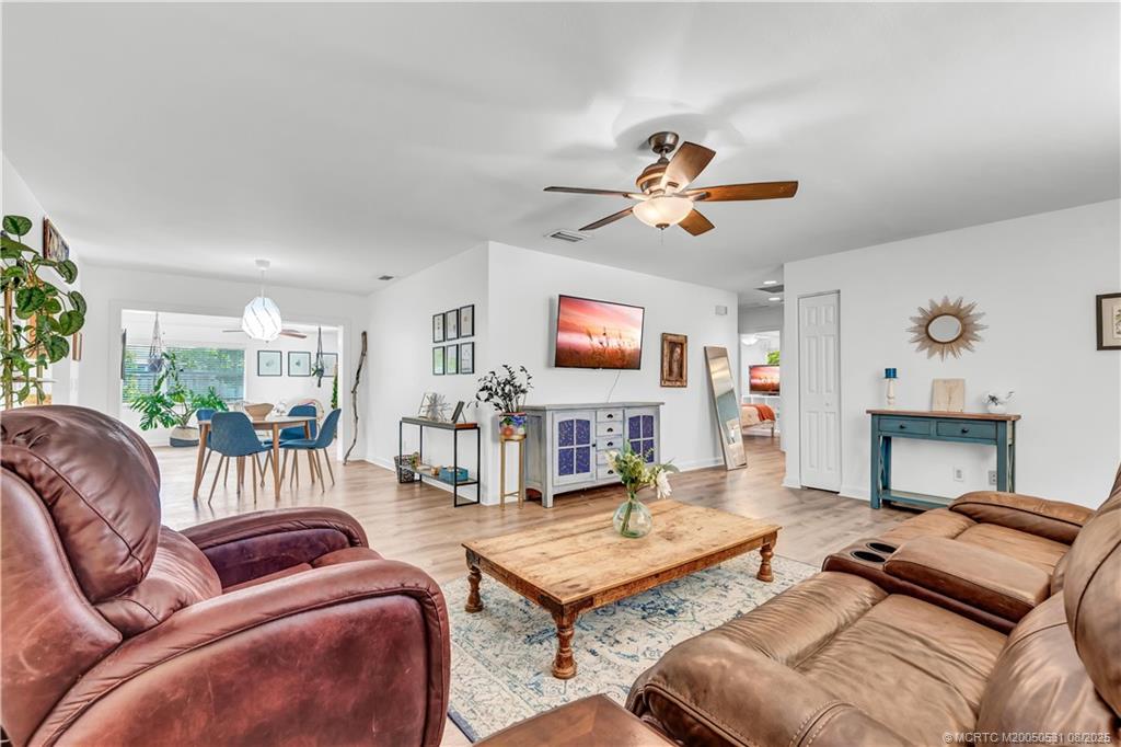 715 Southeast Alamanda Way Stuart, FL 34996 - Photo 8 of 30