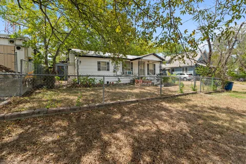$500,000 | 1605 West 11th Street, Austin, TX 78703