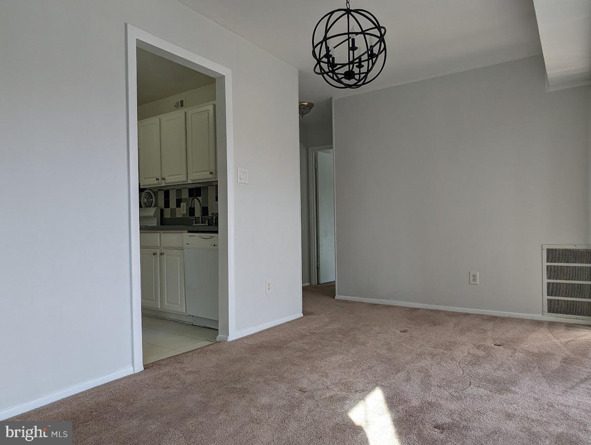 2903 Charing Cross Road, Unit 7 Falls Church, VA 22042 - Photo 10 of 16