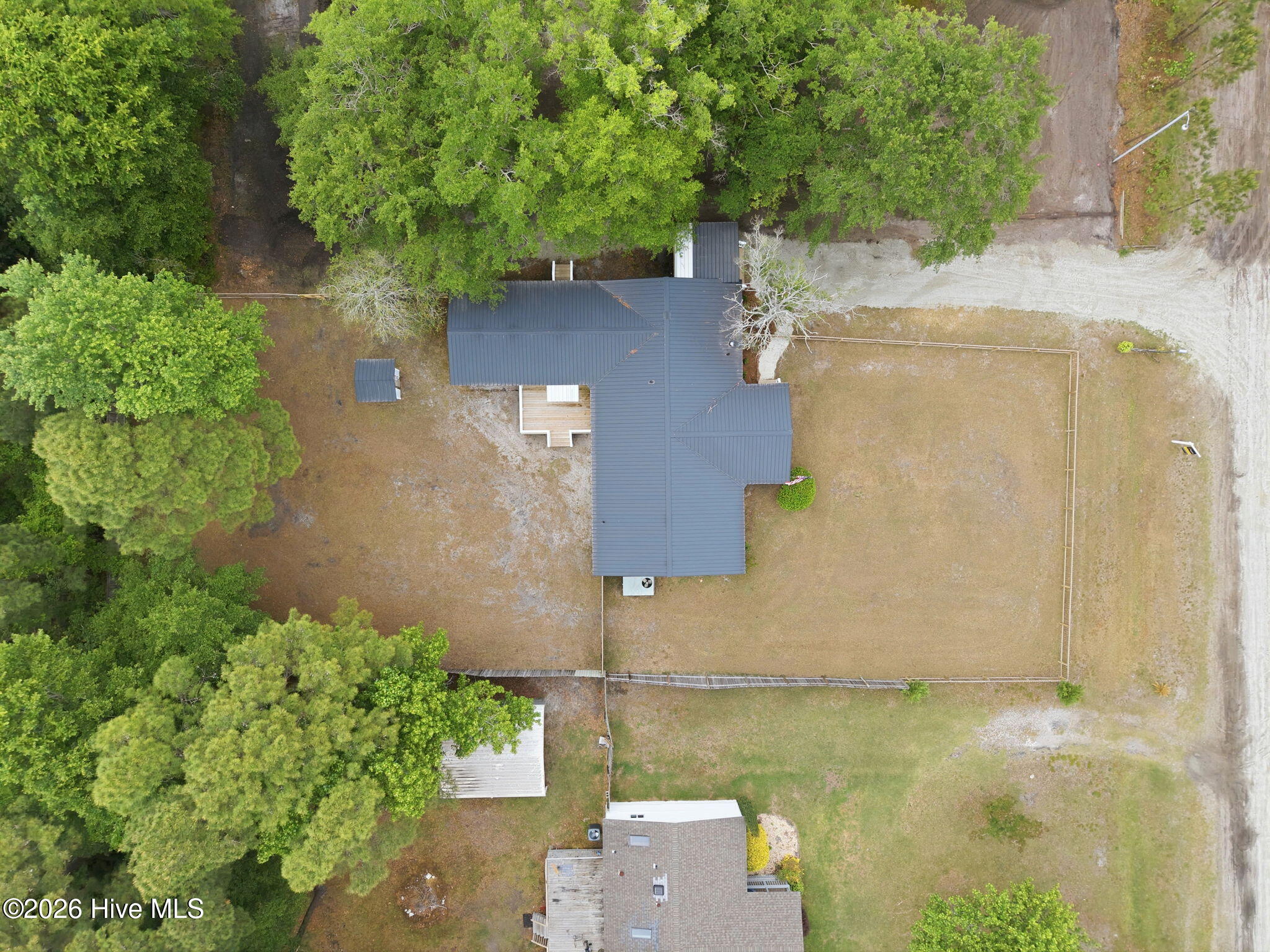 73 J E Batson Road Hampstead, NC 28443 - Photo 35 of 42 17-web-or-mls-DJI_20260501094021_0696_D