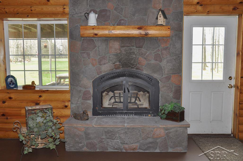 11790 Geddes Road Saginaw, MI 48609 - Photo 14 of 28 31288622-13.JPG