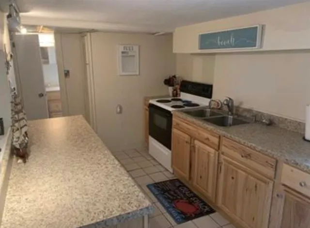 $2,250 | 159 Hills Beach Road, Biddeford, ME 04005
