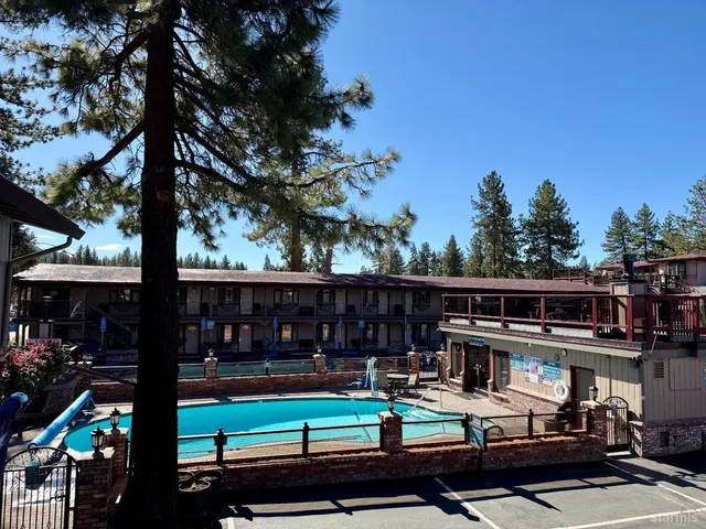 $1,950 | 4061 Lake Tahoe Boulevard, South Lake Tahoe, CA 96150