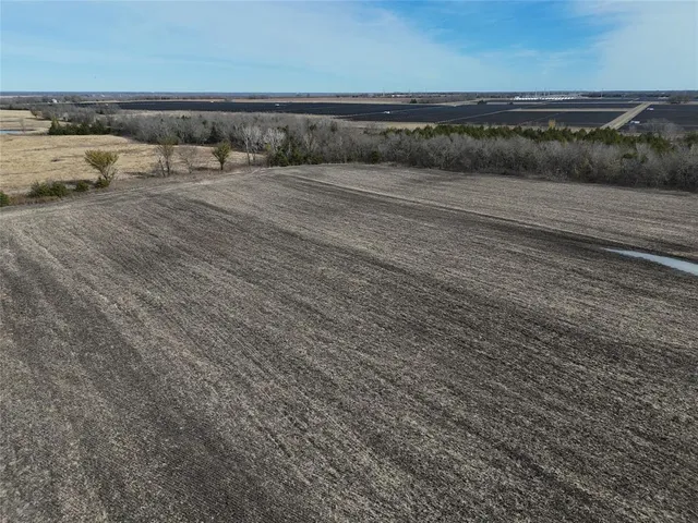 a view of an outdoor space and lakeside