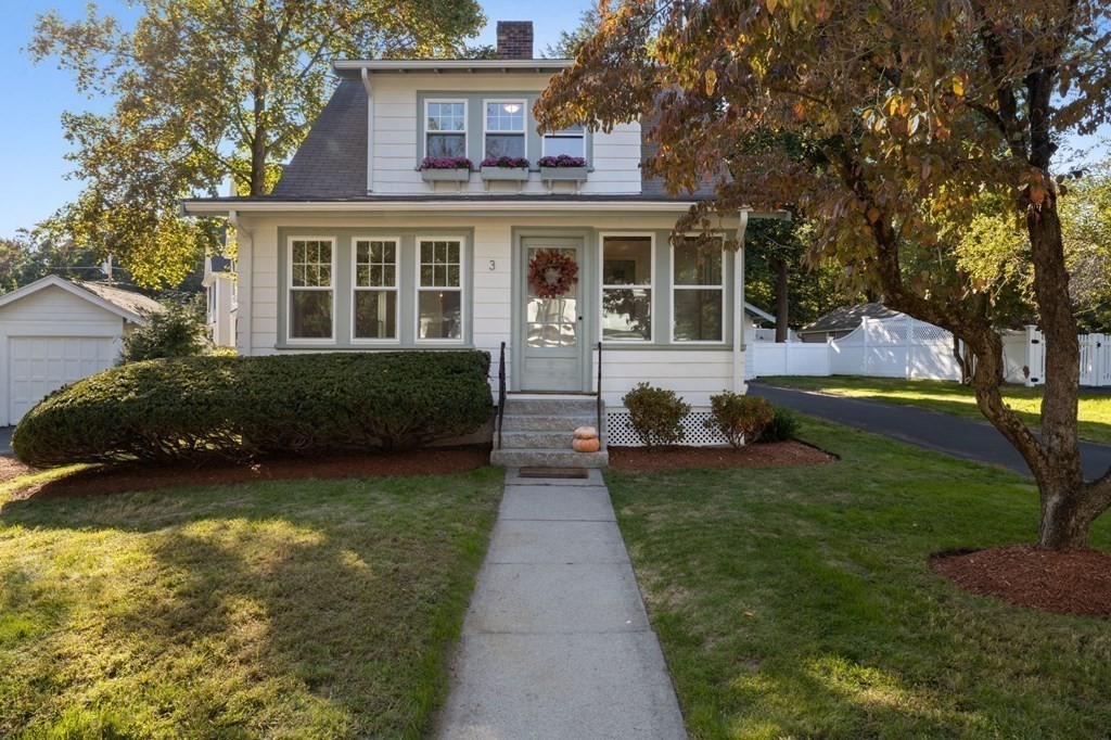 3 Dexter Road Wellesley, MA 02482 - Photo 2 of 40 a front view of a house with garden