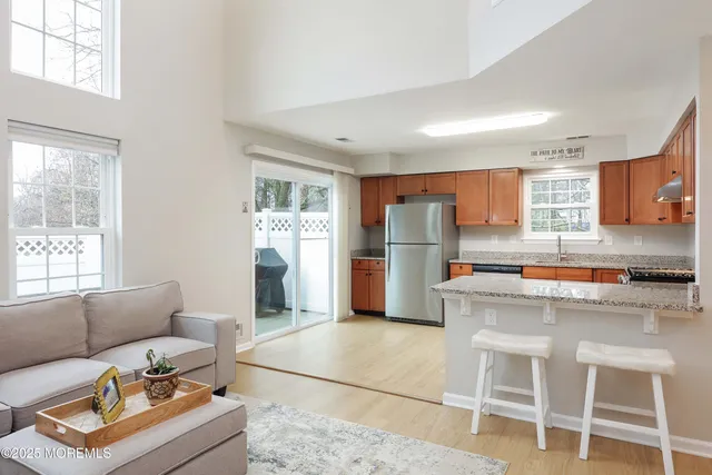 $700,000 | 4 Oxford Road, Unit 329, Holmdel, NJ 07733