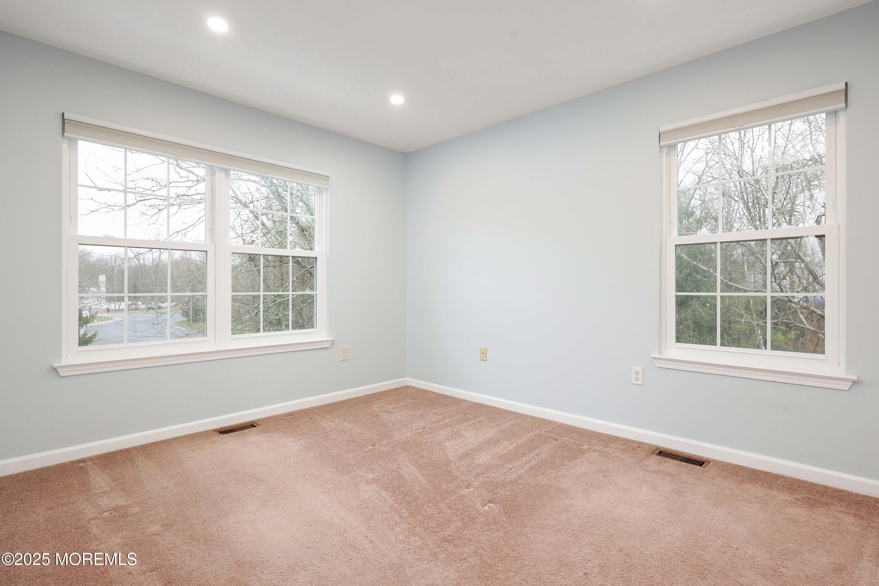 4 Oxford Road, Unit 329 Holmdel, NJ 07733 - Photo 33 of 45 758A0955