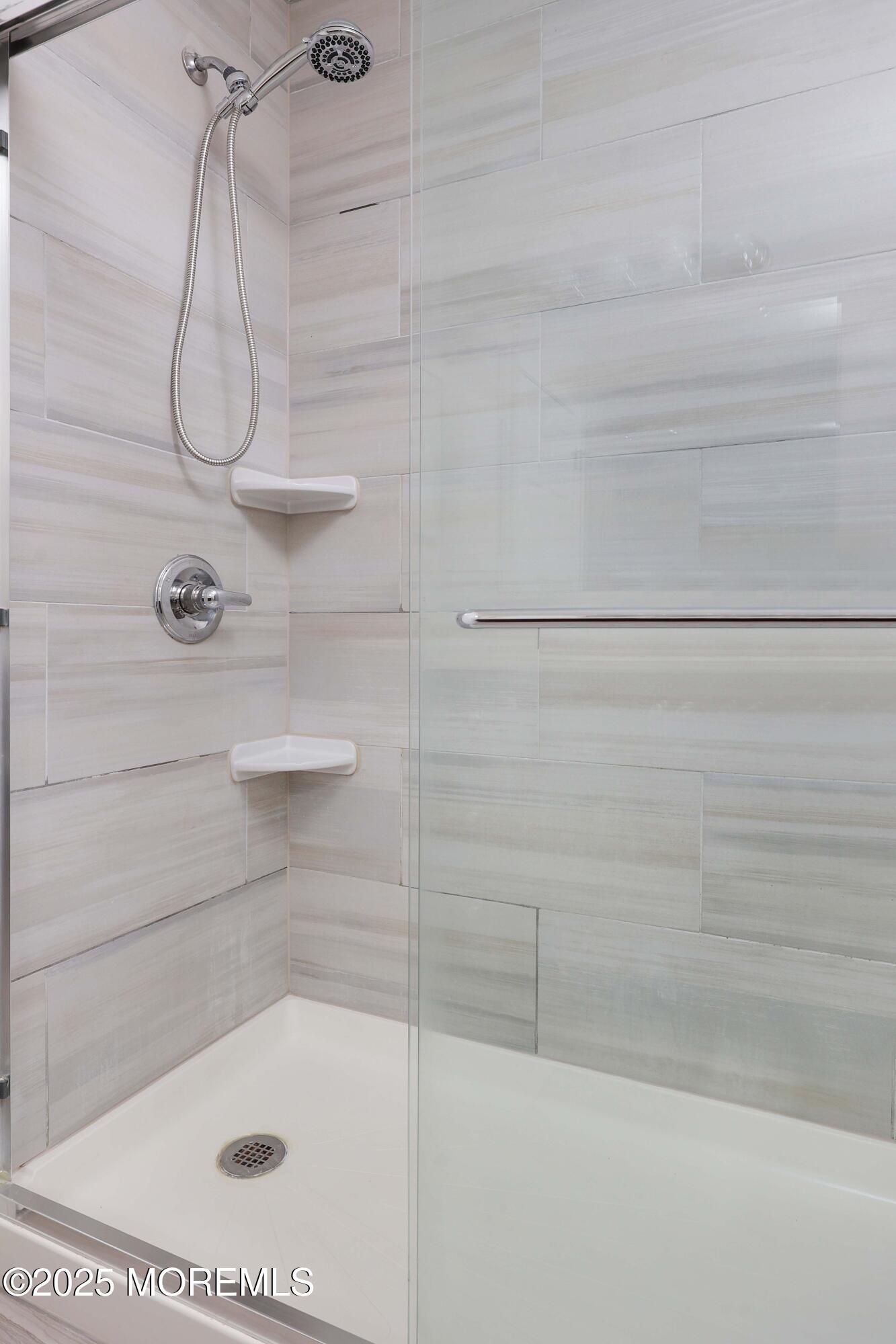 4 Oxford Road, Unit 329 Holmdel, NJ 07733 - Photo 36 of 45 758A0965