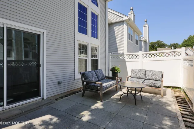 $700,000 | 4 Oxford Road, Unit 329, Holmdel, NJ 07733