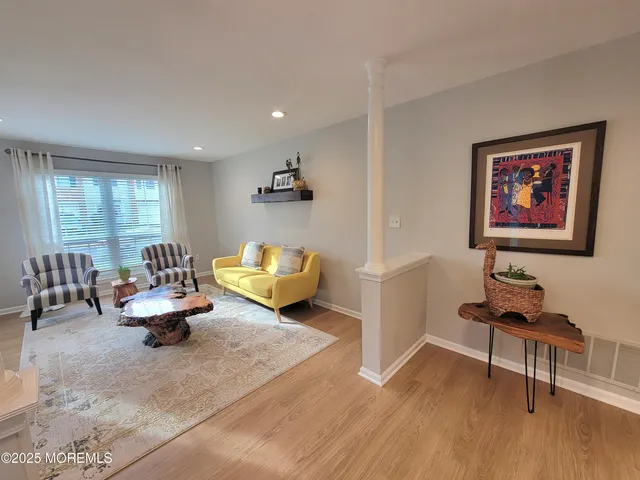 $700,000 | 4 Oxford Road, Unit 329, Holmdel, NJ 07733