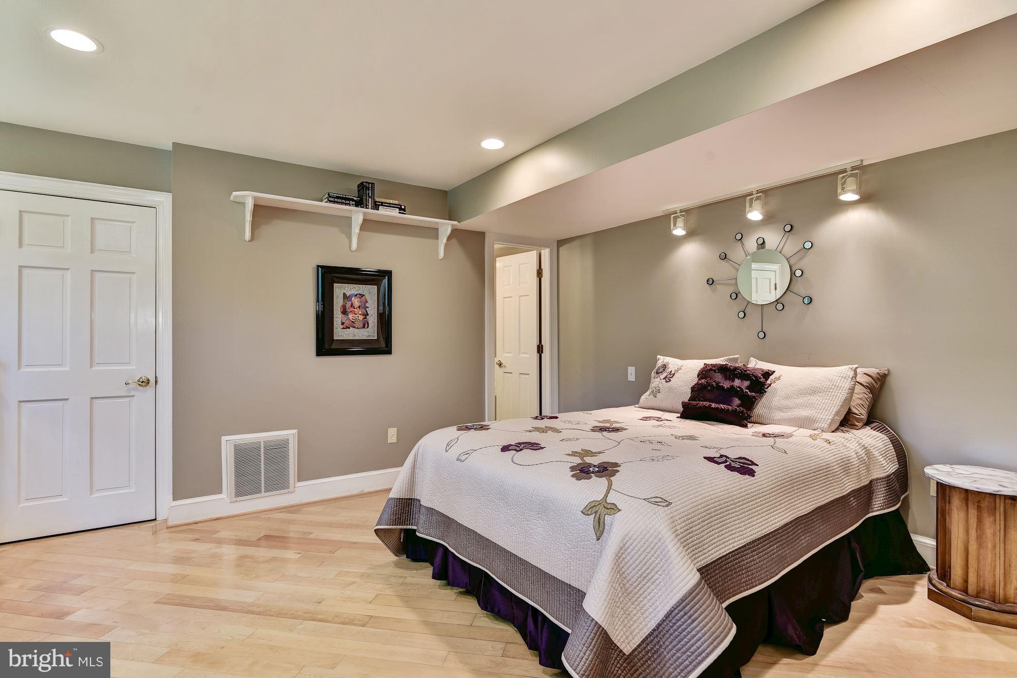 508 Stonington Road Silver Spring, MD 20902 - Photo 22 of 30 En-Suite Bedroom and Attached Full Bath