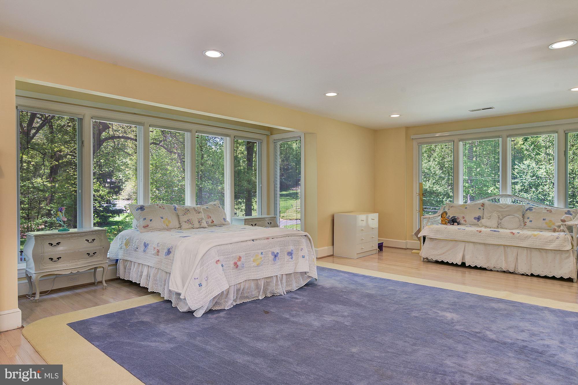 508 Stonington Road Silver Spring, MD 20902 - Photo 23 of 30 En-Suite Bedroom & Dual Entry Full Bath