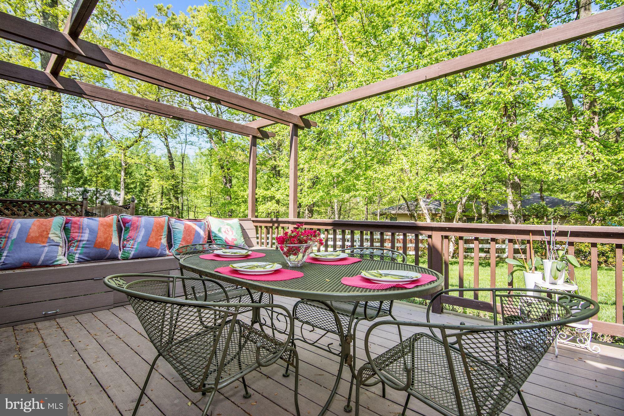 508 Stonington Road Silver Spring, MD 20902 - Photo 28 of 30 Dining Deck off of Breakfast Room