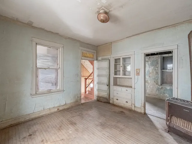 $164,900 | 5003 West 31st Street, Cicero, IL 60804