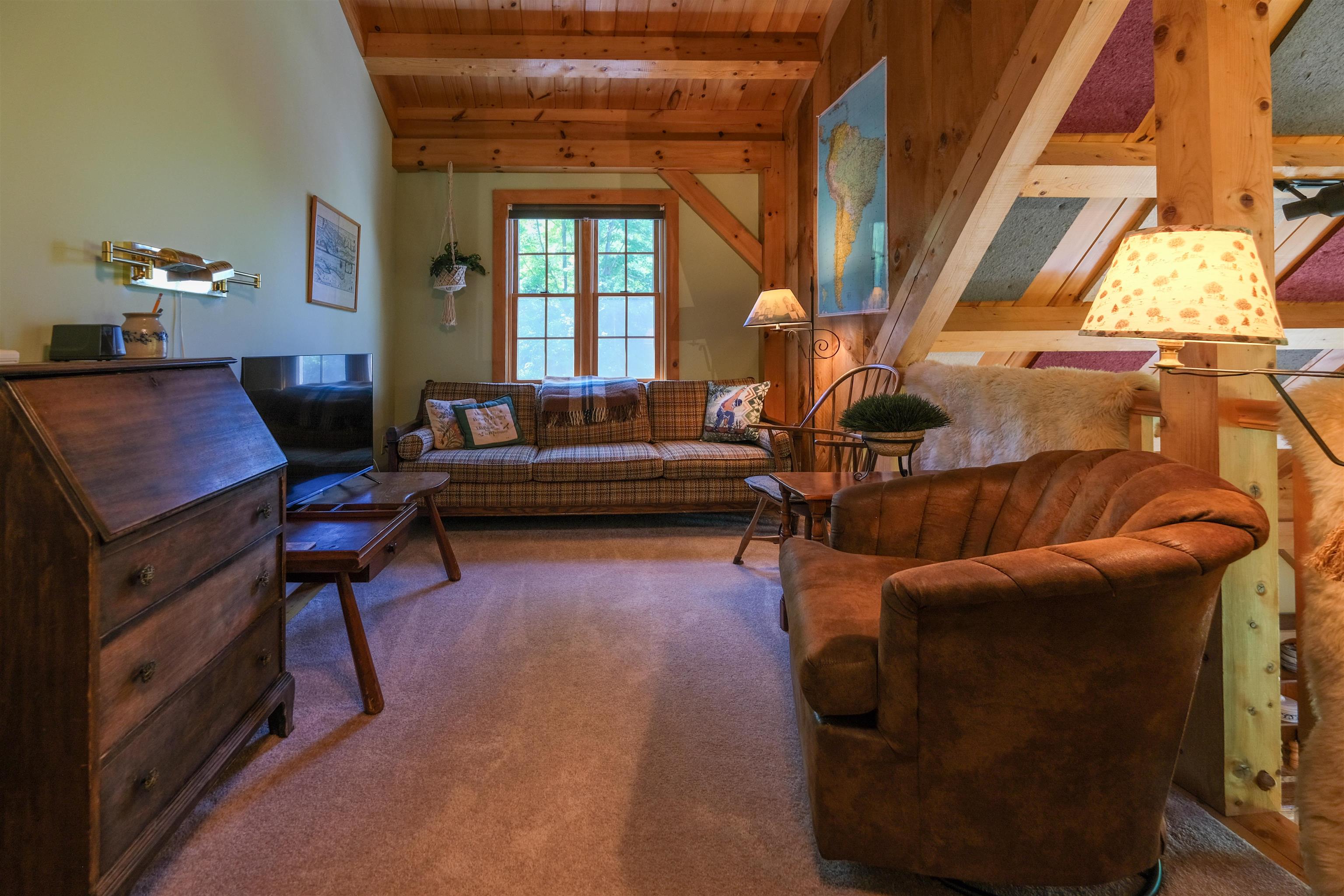 141 East Lake Road Ludlow, VT 05149 - Photo 23 of 60