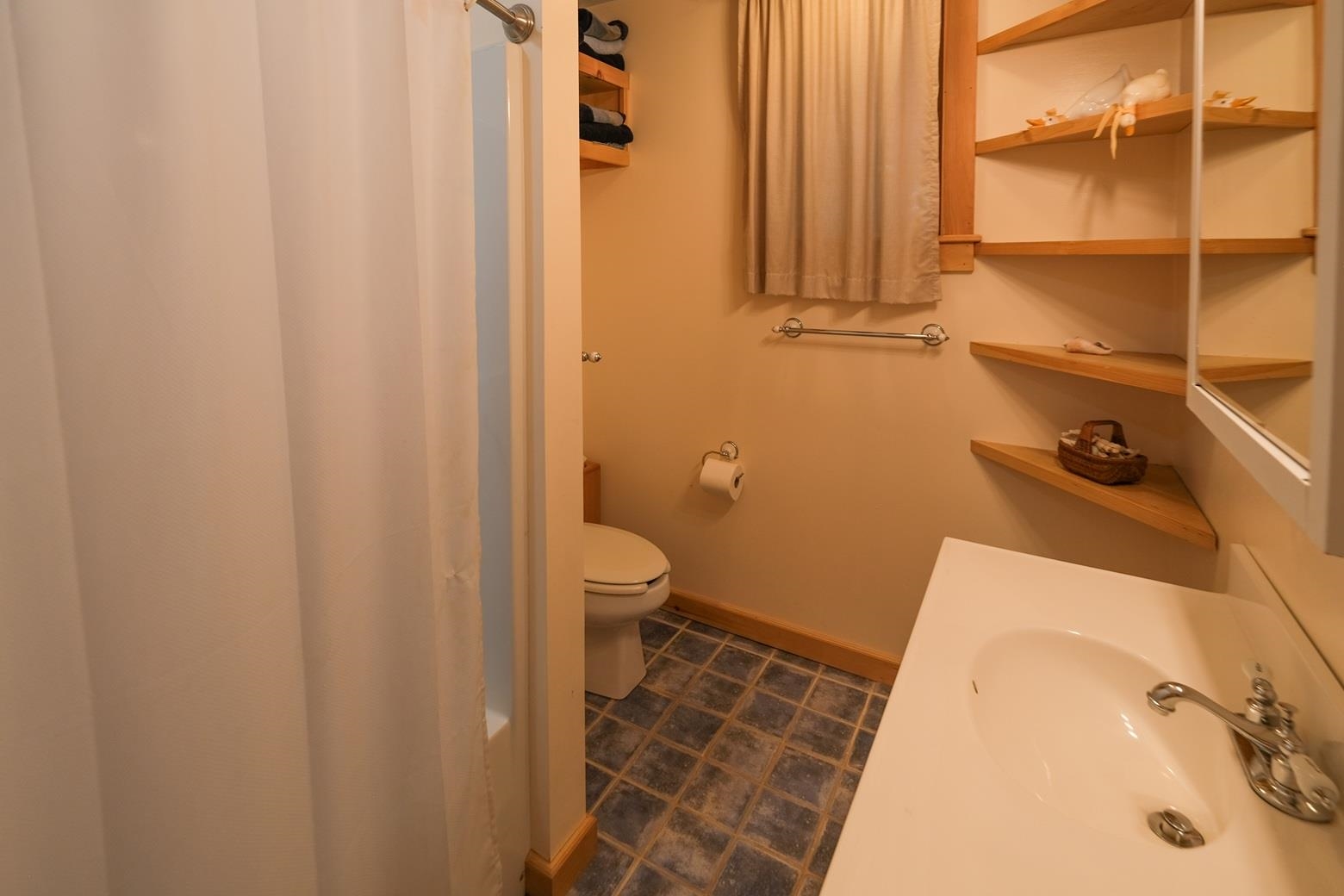 141 East Lake Road Ludlow, VT 05149 - Photo 40 of 60