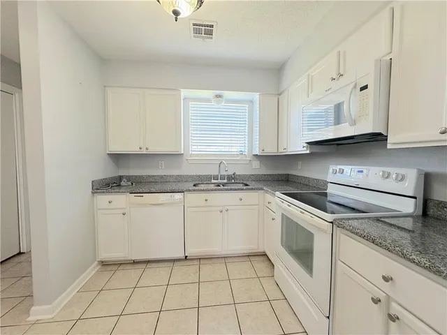 $2,000 | 5854 Colbert Street, New Orleans, LA 70124