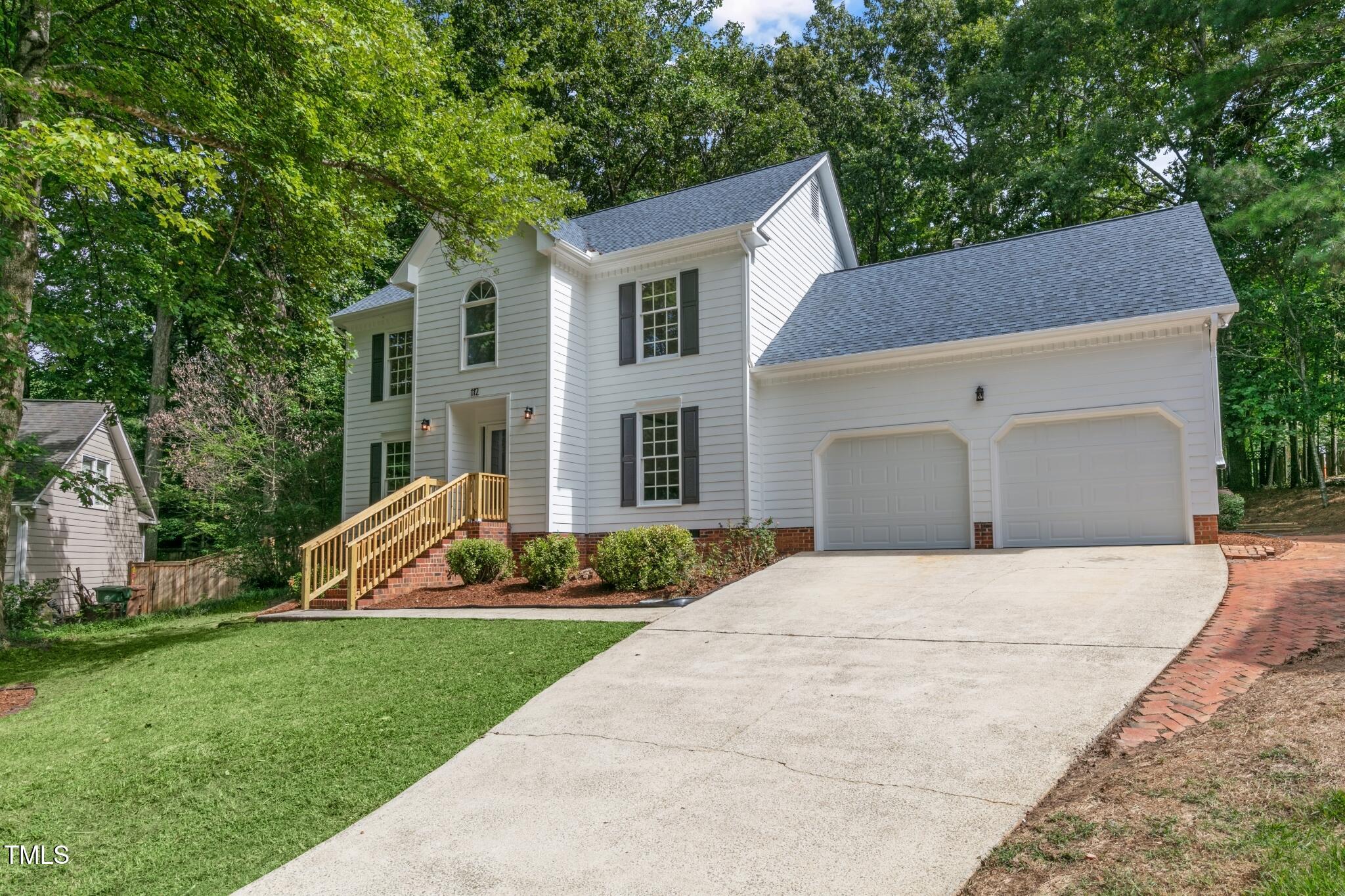 112 Ridgepath Way Cary, NC 27511 - Photo 2 of 38 112-ridgepath-way-cary-nc-usa-020