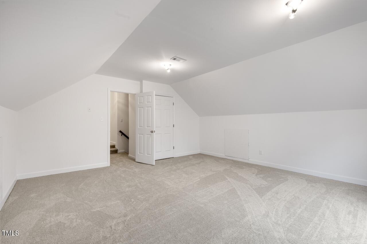 112 Ridgepath Way Cary, NC 27511 - Photo 31 of 38