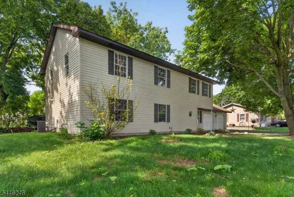 $400,000 | 940 Hobson Street, Alpha, NJ 08865