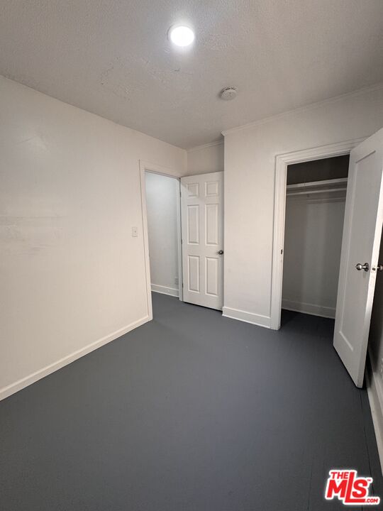 1650 South Rimpau Boulevard Los Angeles, CA 90019 - Photo 11 of 12 a view of a room