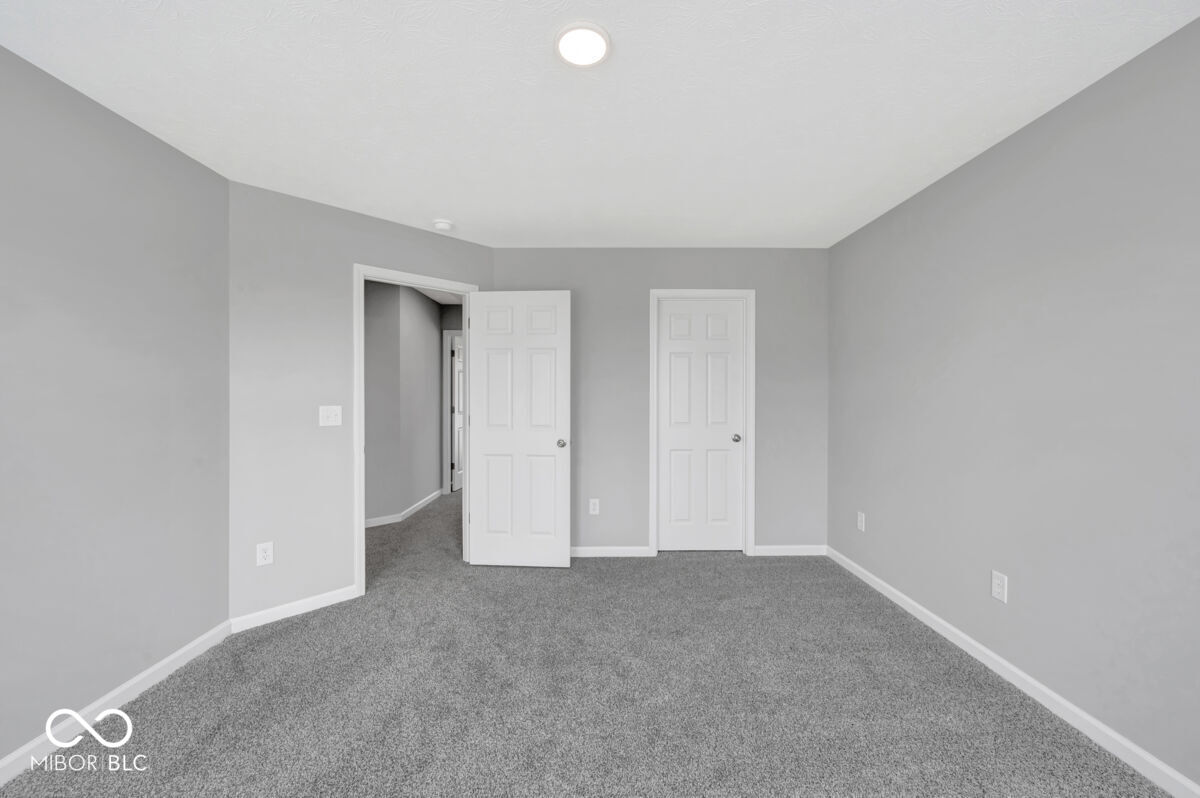 1109 Ridgevine Road Greenwood, IN 46143 - Photo 22 of 44