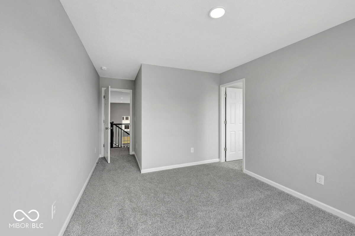 1109 Ridgevine Road Greenwood, IN 46143 - Photo 24 of 44