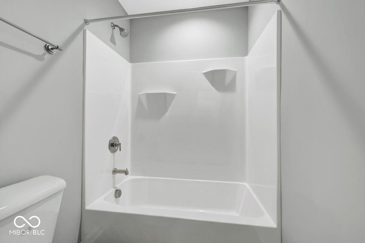 1109 Ridgevine Road Greenwood, IN 46143 - Photo 28 of 44