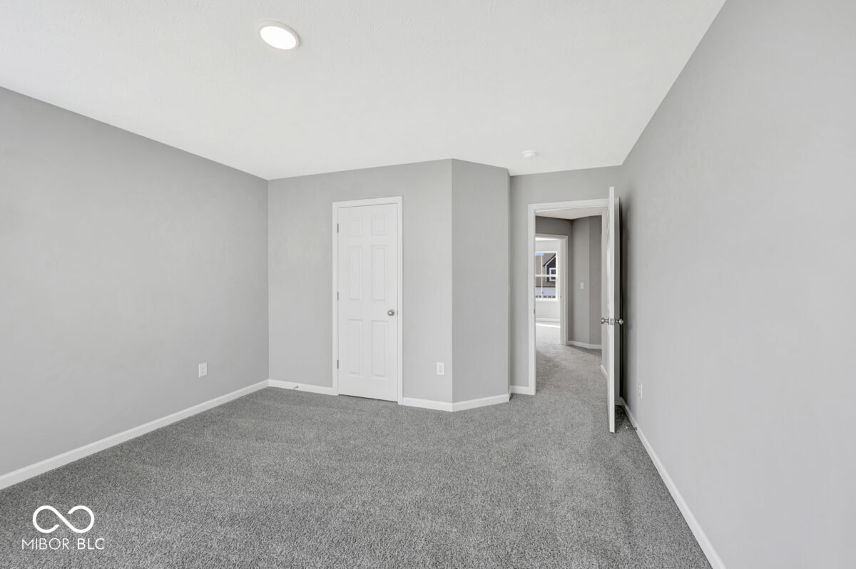 1109 Ridgevine Road Greenwood, IN 46143 - Photo 29 of 44