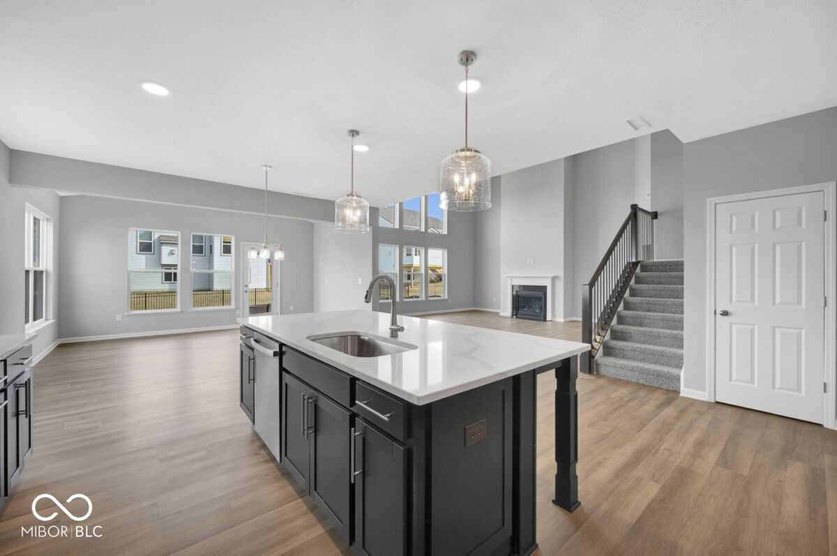 1109 Ridgevine Road Greenwood, IN 46143 - Photo 6 of 44