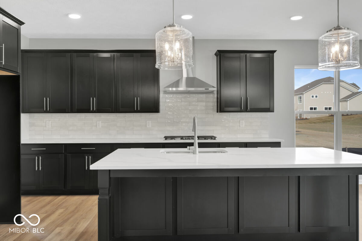 1109 Ridgevine Road Greenwood, IN 46143 - Photo 10 of 44