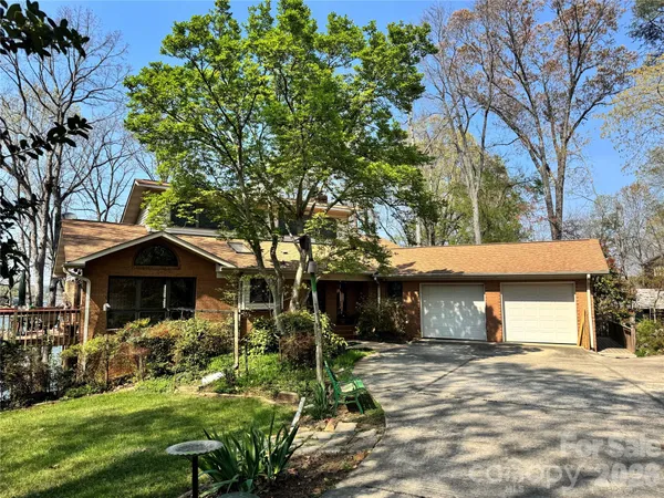 $1,599,000 | 246 Digh Circle, Mooresville, NC 28117
