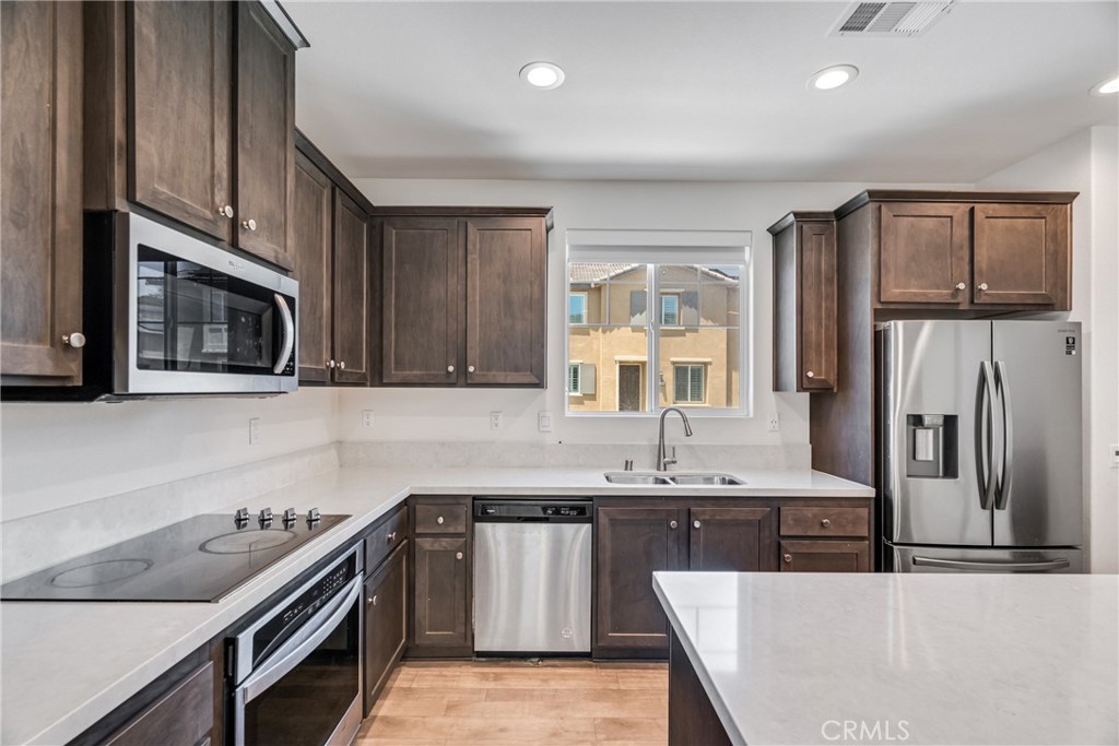 5474 Starlight Place Bonsall, CA 92003 - Photo 11 of 34