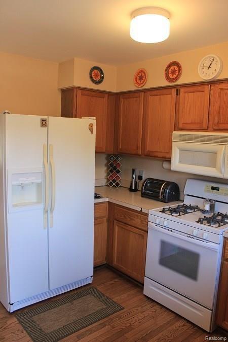3043 Longview Avenue Rochester, MI 48307 - Photo 12 of 28 IMG_3269.JPG
