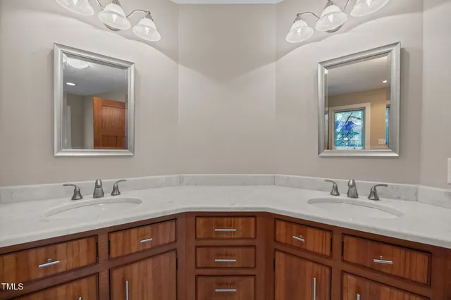 $899,000 | 373 Sagamore Drive, Louisburg, NC 27549