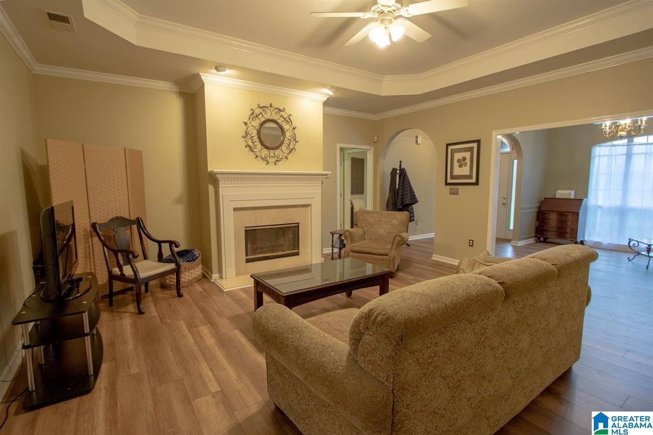 104 Spring Place Alabaster, AL 35007 - Photo 5 of 32
