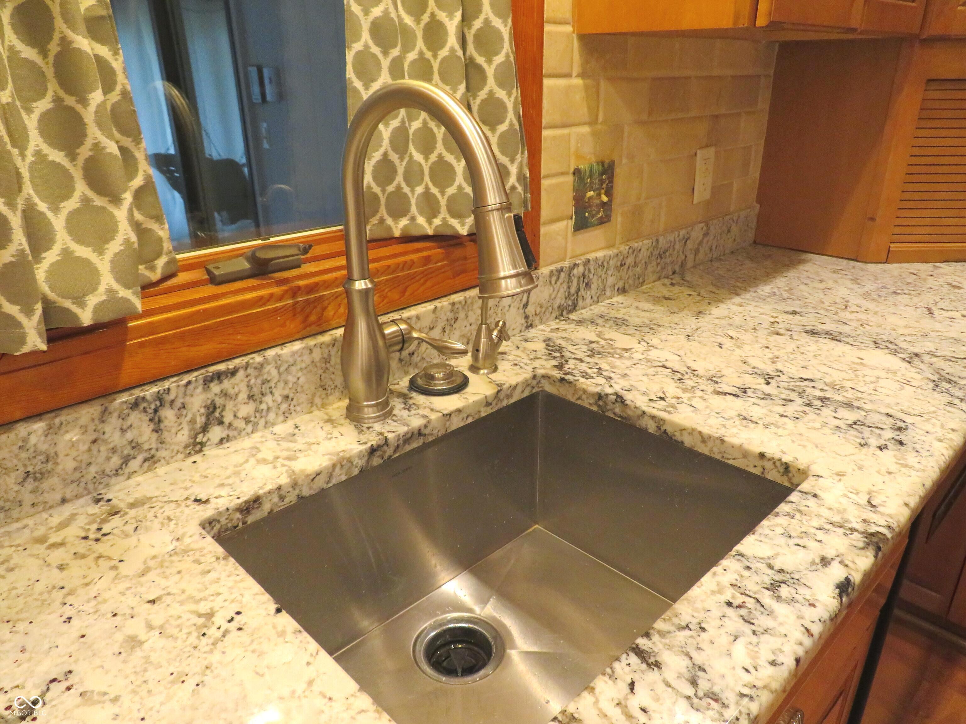 8312 Northern Drive Avon, IN 46123 - Photo 14 of 56